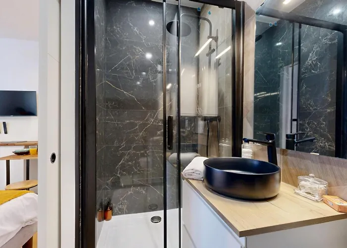 Expat Renting - Le Cyrano - Hyper Centre - Wifi * טולוז